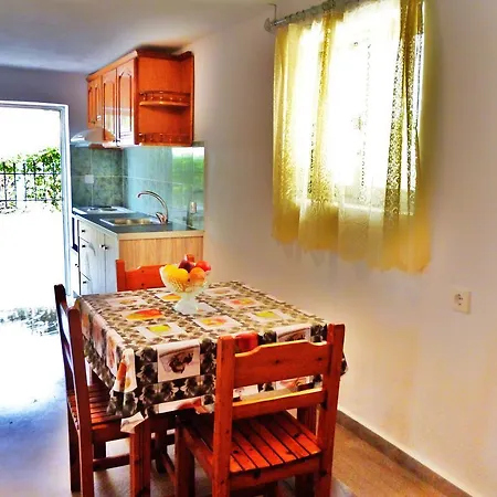 Apartman Giannis Ájosz Jeórjosz Págon